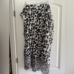 NWT TALBOTS Animal Print Scarf/Wrap Approx 26x70; black pink white